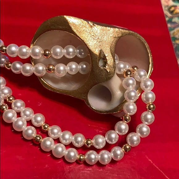 VINTAGE PEARL DOUBLE STRAND SHELL NECKLACE MERMAIDCORE - Picture 2 of 16